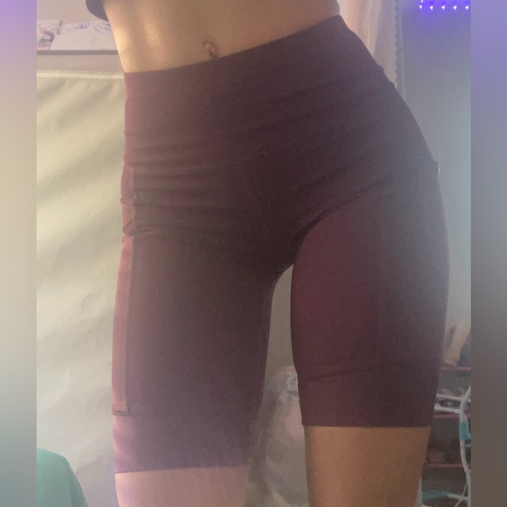 Burgundy Active biker shorts!